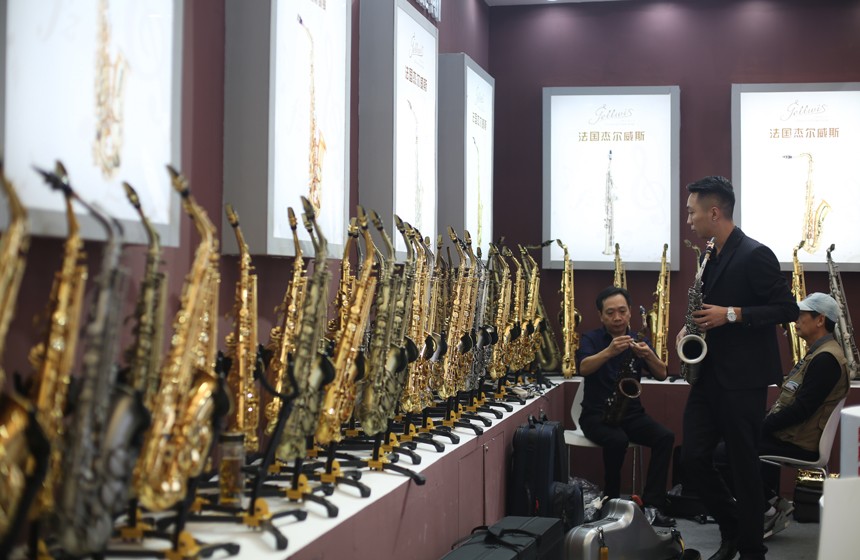 3000元價格中音薩克斯